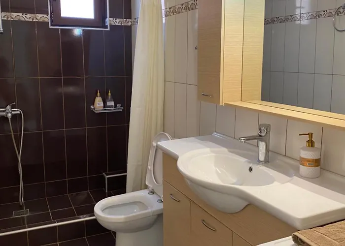 Sophie S House Leonídion