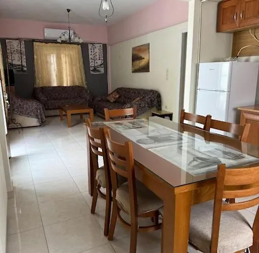 Sophie S House * Leonídion